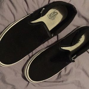 11.5 men’s slip on vans